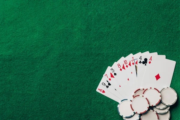 ythtoto mobile interface showing live casino tables and sportsbook options side by side